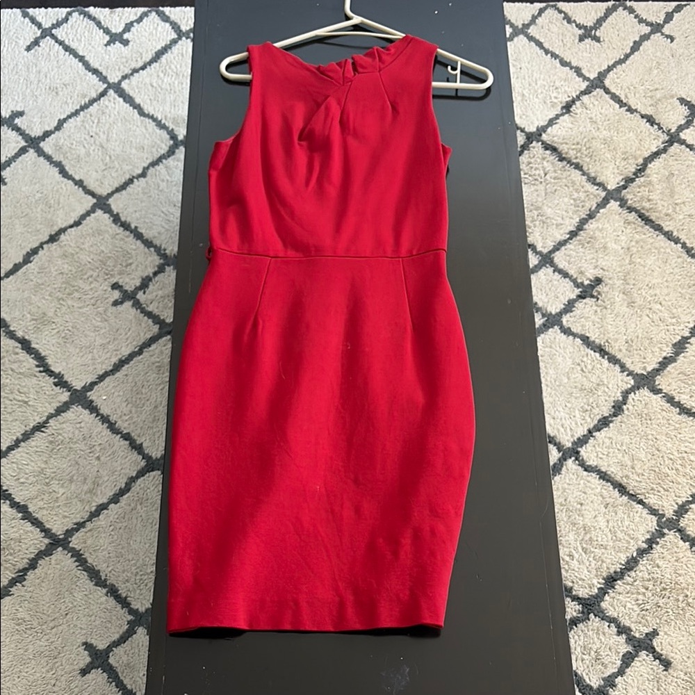 Elegant Red Sleeveless Dress